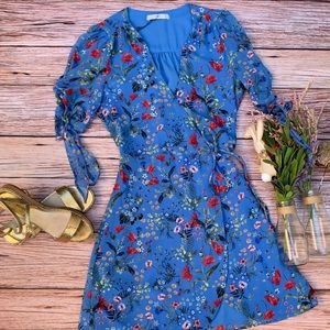 See the pictures u will like this adorable dress